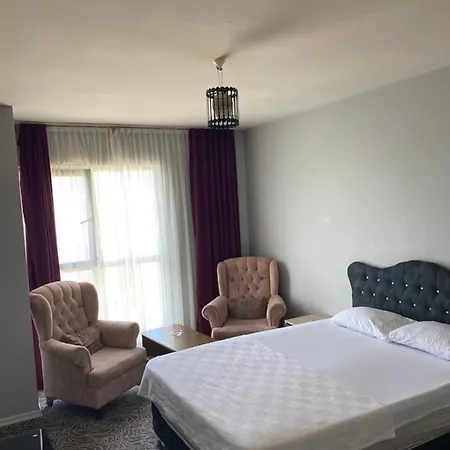 Pın Suıt